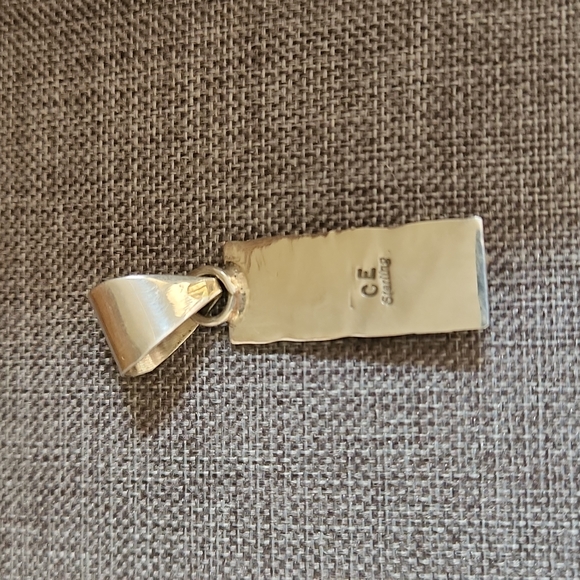 Beautiful Native American Navajo Sterling and Coral Pendant ❤️ - Picture 5 of 8